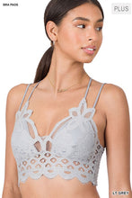 Load image into Gallery viewer, PLUS CROCHET LACE BRALETTE WITH BRA PADS
